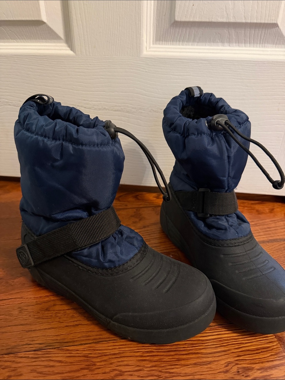Kids 3M Waterproof Snow Boots in Navy with Adjustable Strap thinsulate